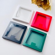 13x13x1 cm Pencereli Stick Çikolata Kutusu