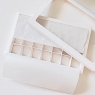 Yağlı Kağıt,28 Bölmeli Çikolata Kutusu Uyumlu Yağlı Kağıt,28 Bölmeli Çikolata Kutusu Uyumlu