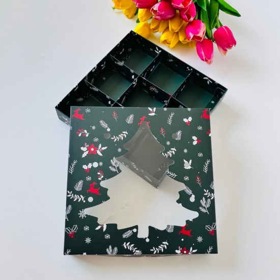 21x21x4 Pencereli Çam Ağacı Tasarım Karton Kutu (9 Bölmeli)