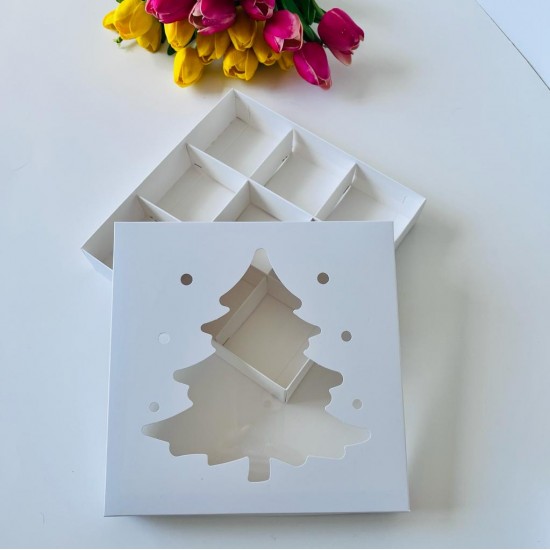 21x21x4 Pencereli Çam Ağacı Tasarım Karton Kutu (9 Bölmeli)