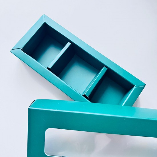 3 Bölmeli Pencereli Bonbon Çikolata Kutusu