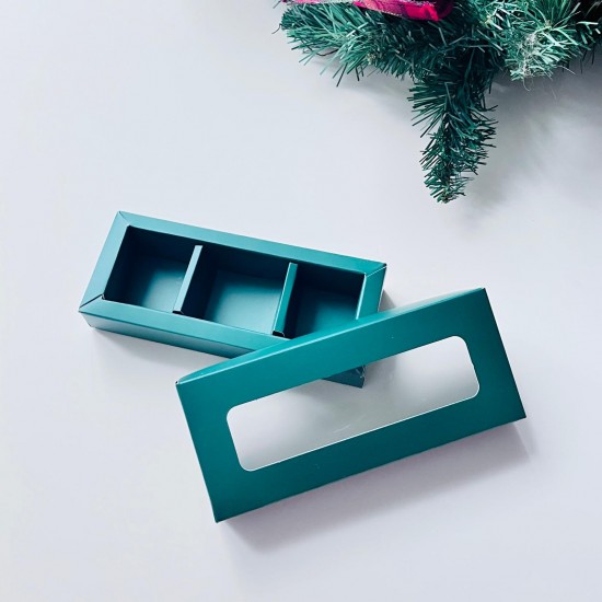 3 Bölmeli Pencereli Bonbon Çikolata Kutusu