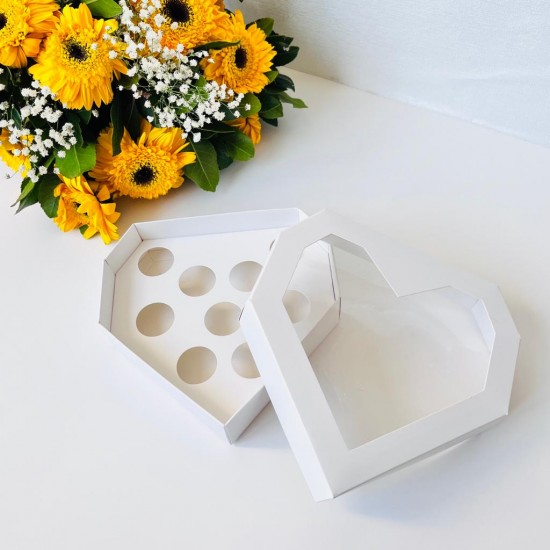 9 Bölmeli Kalp Tasarım Çikolata Kutusu