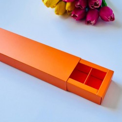 5 Bölmeli Karton Sürgülü Çikolata Kutusu 5 Bölmeli Karton Sürgülü Çikolata Kutusu