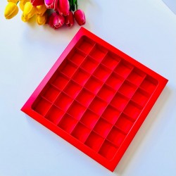 36 Bölmeli Pencereli Çikolata Kutusu 36 Bölmeli Pencereli Çikolata Kutusu