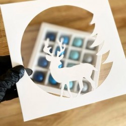 16 Bölmeli Geyik Tasarım Bonbon Çikolata Kutusu