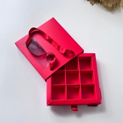 9 Bölmeli Pencereli Çanta Model Bonbon Çikolata Kutusu