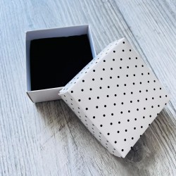 Takı Kutusu Süngerli 8x8x3,5 Siyah Puantiyeli