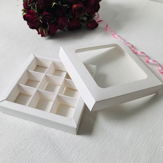 9 Bölmeli Pencereli Bonbon Çikolata Kutusu