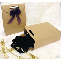 Karton Hediye Paketi 24x32x10