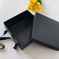 21x21x8 Karton Taşıma Kutusu-Pinyata Kutusu 21x21x8 Karton Taşıma Kutusu-Pinyata Kutusu