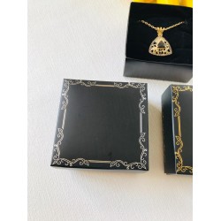 Takı Kutusu Süngerli 8x8x3 Siyah-Desen 3 Takı Kutusu Süngerli 8x8x3 Siyah-Desen 3