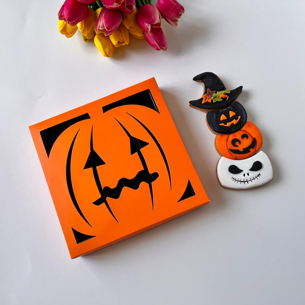 16 Bölmeli Bal Kabağı Tasarımlı Halloween Çikolata Kutusu-Madlen Uyumlu — ürün görseli