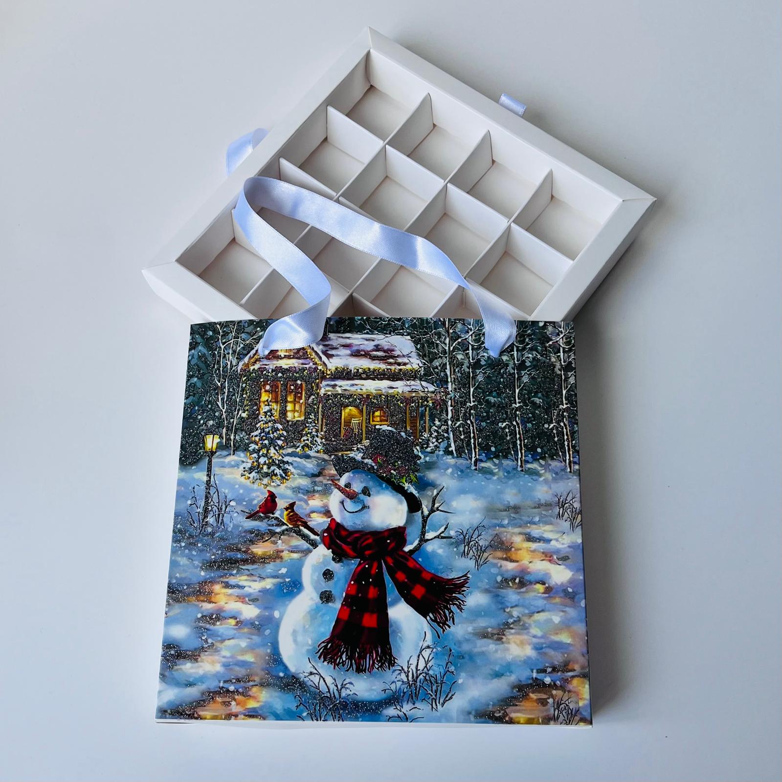 16 Bölmeli Simli Bonbon Çikolata Kutusu-(Kurşun Asker-Noel Baba) — galeri görseli