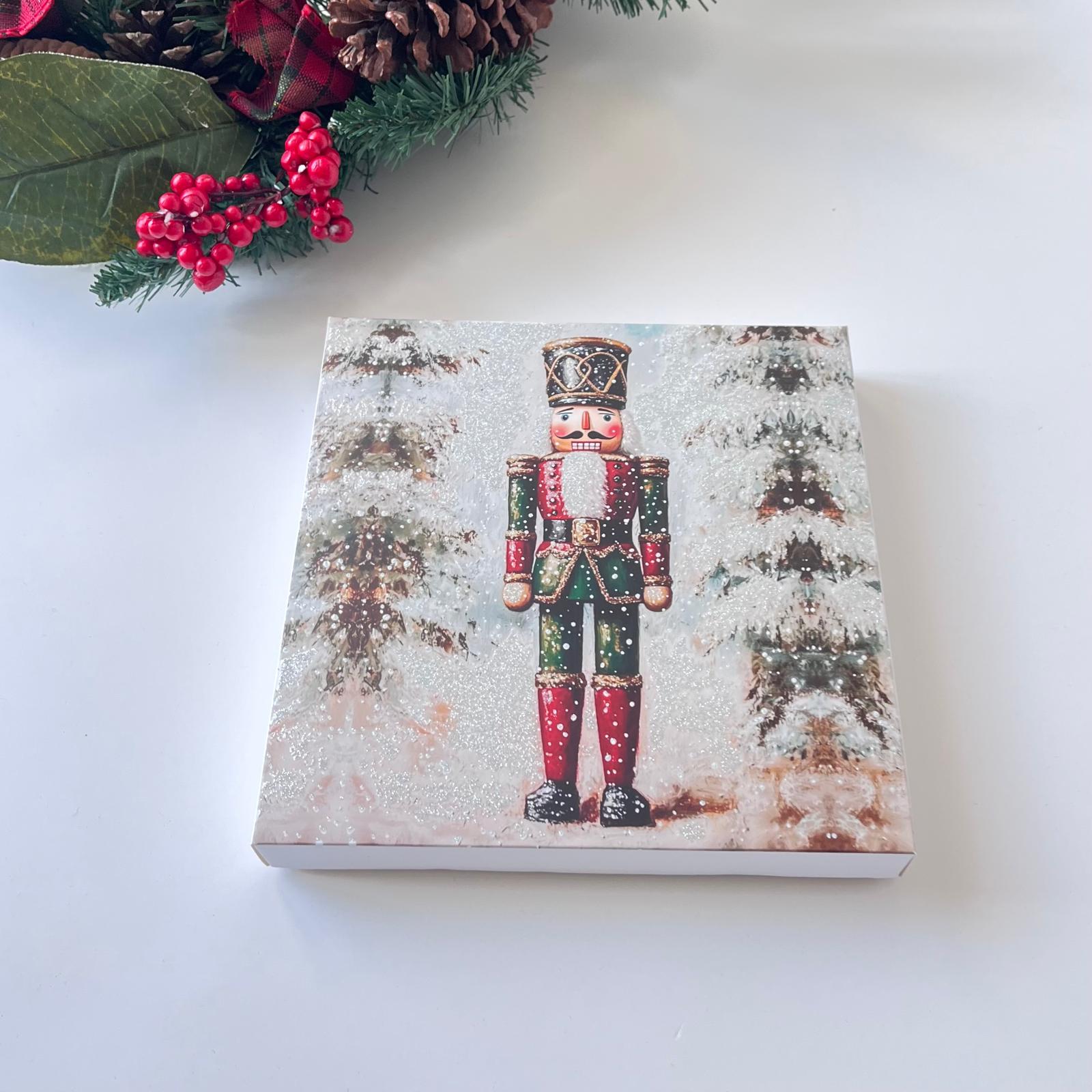 16 Bölmeli Simli Bonbon Çikolata Kutusu-(Kurşun Asker-Noel Baba) — galeri görseli