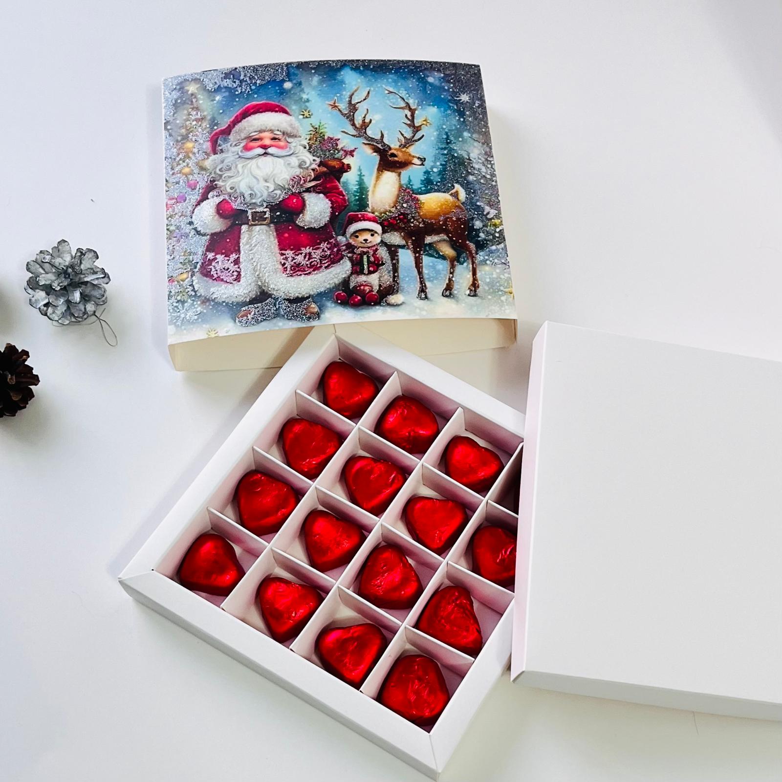 16 Bölmeli Simli Noel Baba Çikolata Kutusu ve Kılıfı — galeri görseli