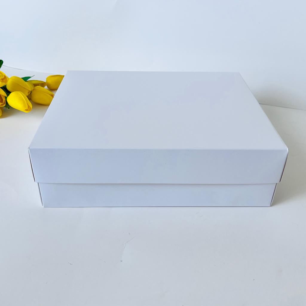 16x27x5 Karton Kutu — galeri görseli
