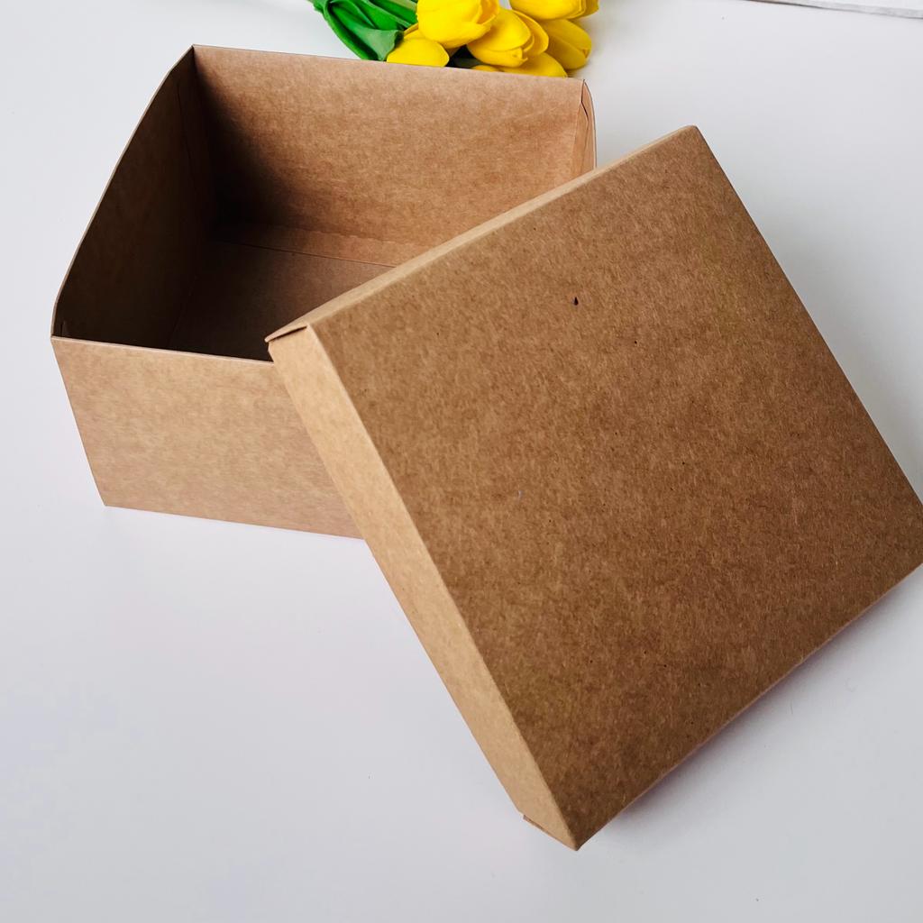 20x20x16 Karton Kutu — galeri görseli