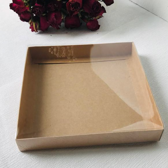 20x20x3 Asetat Kapaklı Karton Kutu — galeri görseli