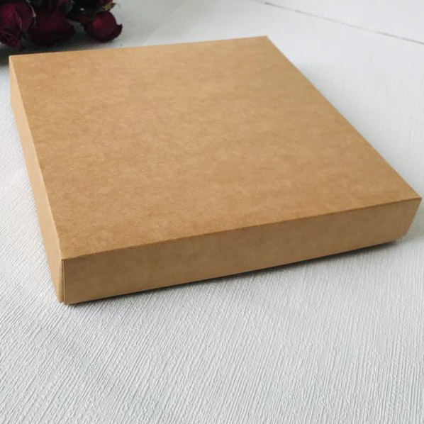 20x20x3 Karton Kutu — galeri görseli