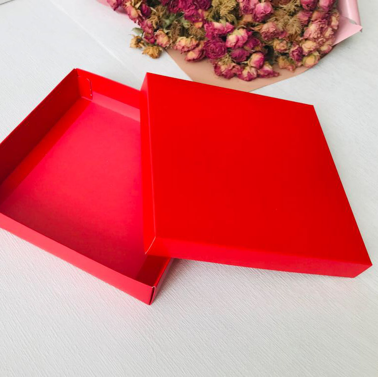 20x20x3 Karton Kutu — galeri görseli
