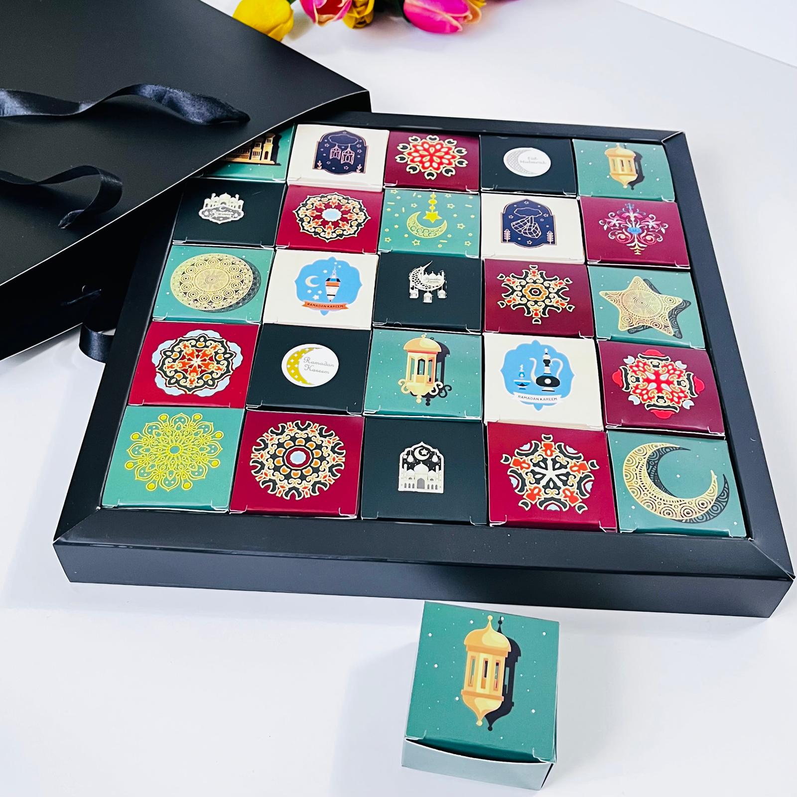 24 Gün Ramazan (24 Days-Advent Takvimi) Çikolata-Bonbon-Kurabiye-Hurma Kutusu — ürün görseli