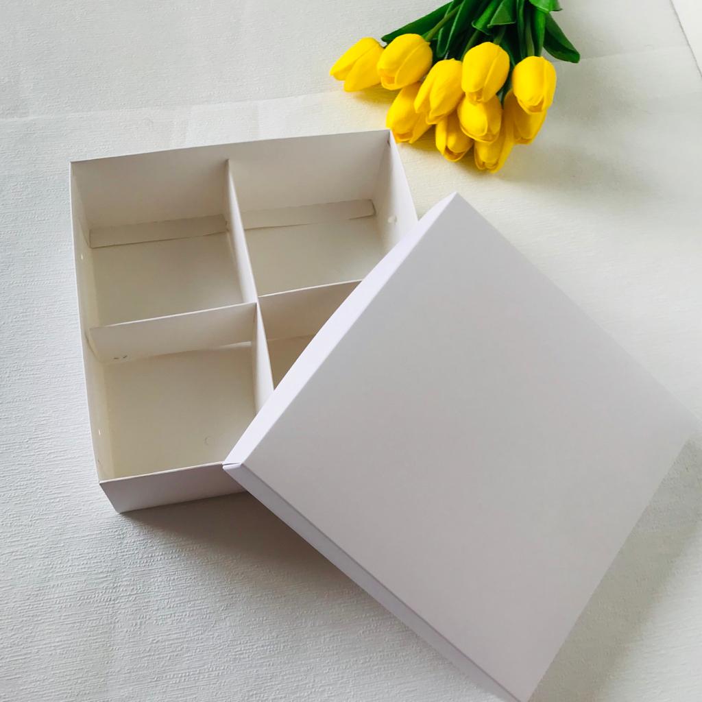 25x25x10 Karton Kutu-4 Bölmeli — galeri görseli