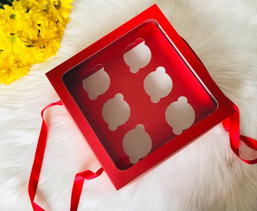 25x25x10 Pencereli Cupcake Taşıma Kutusu 6 Bölmeli — galeri görseli