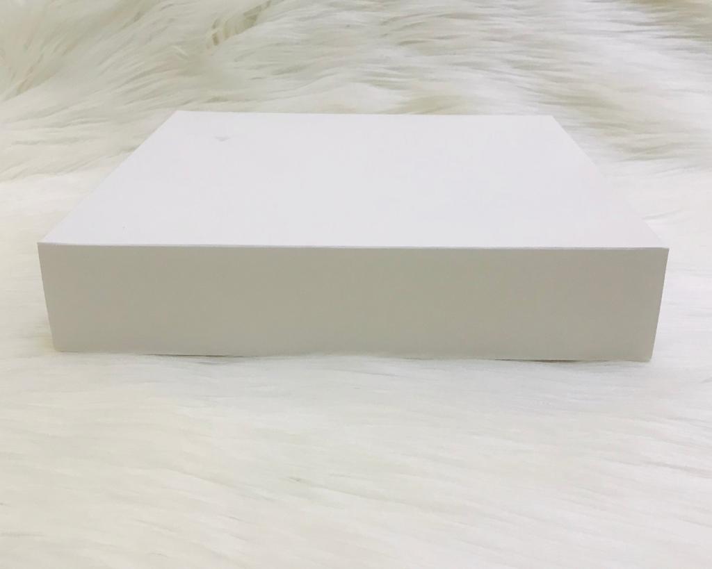 25x25x5 Karton Kutu — galeri görseli