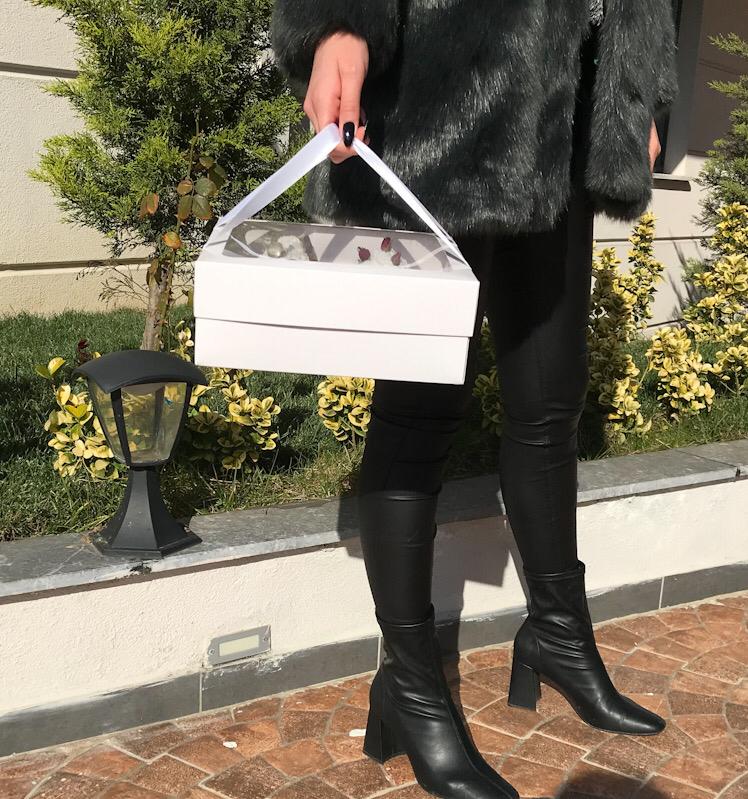 25x30x9 Cupcake Taşıma Kutusu Pencereli 12'li — galeri görseli