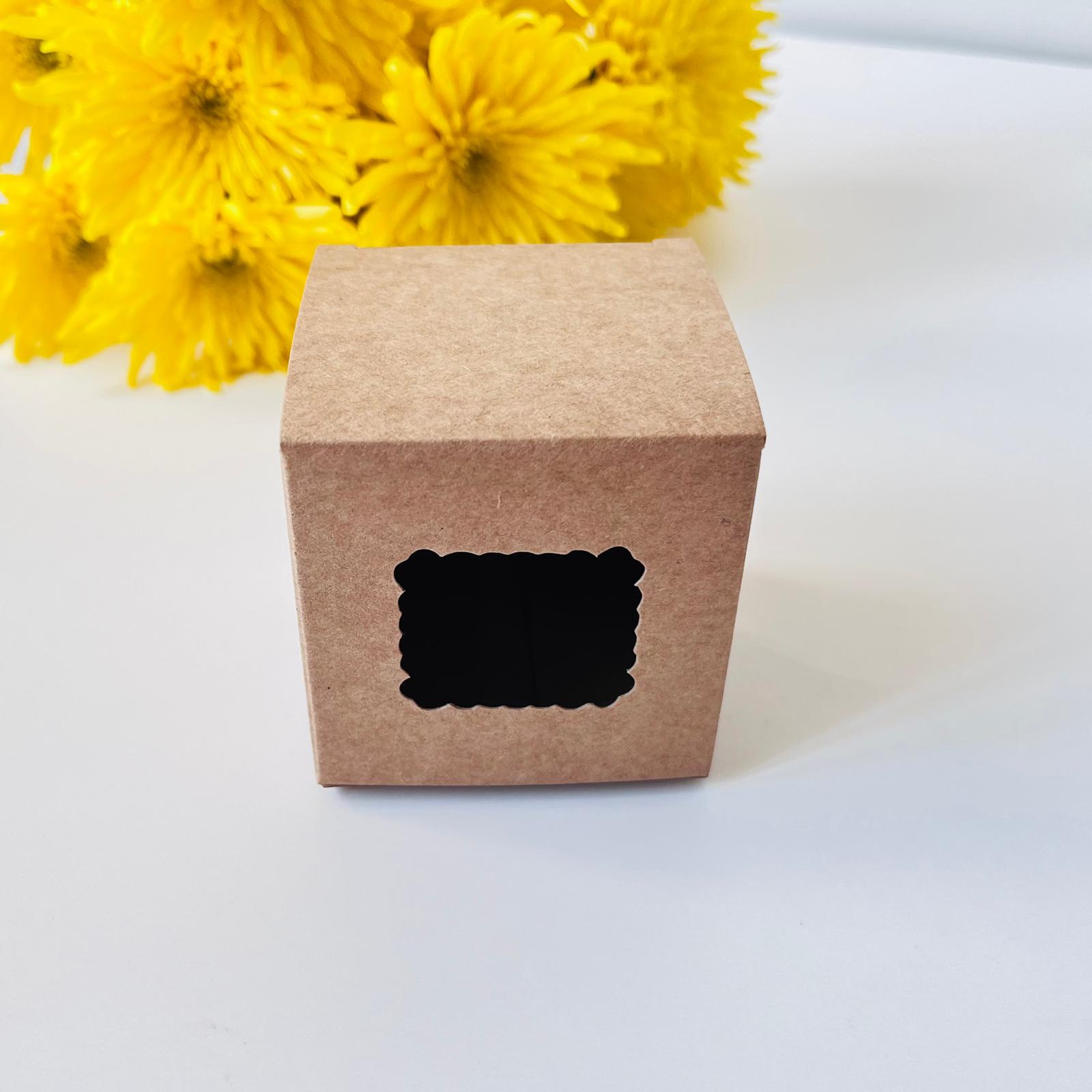 6x6x6 Pencereli Karton Kutu — galeri görseli