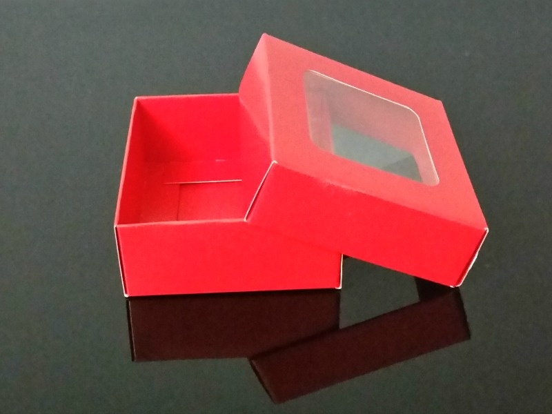 8x8x3 Pencereli Karton Kutu — galeri görseli