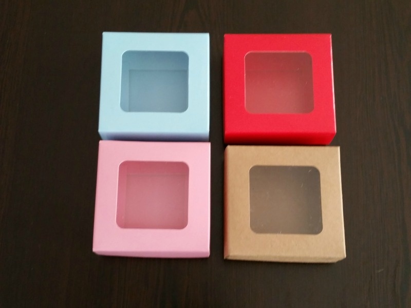 8x8x3 Pencereli Karton Kutu — galeri görseli