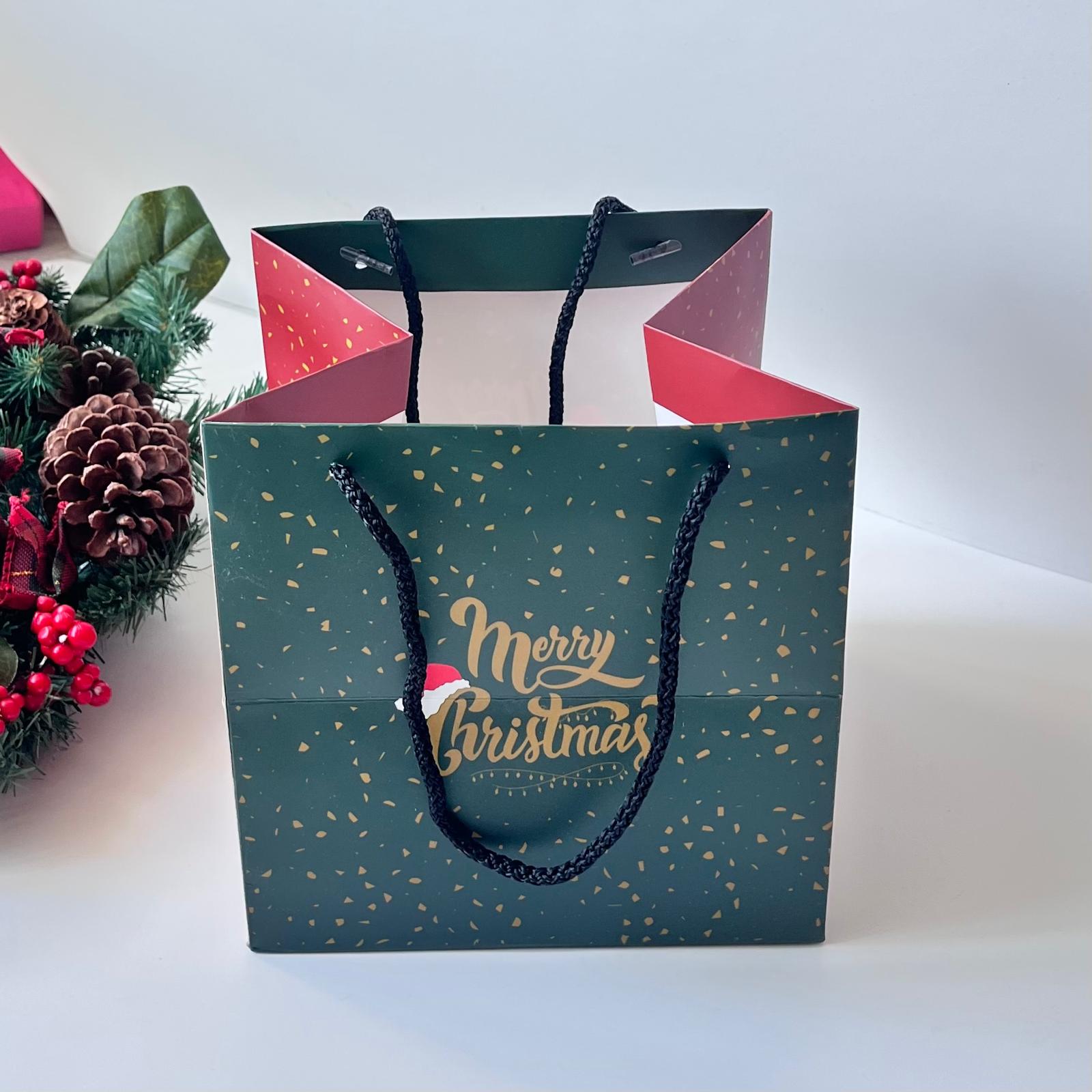 Karton Çanta Yılbaşı Desen 20x20x20 cm — ürün görseli