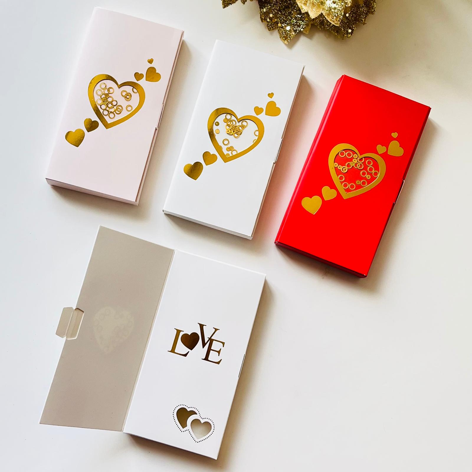 Tablet Çikolata Kutusu Gold Yaldız Love — ürün görseli