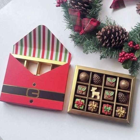 12 Bölmeli Zarf Tasarım Premium Kutu-Yeniyıl Temalı Desen 1 — galeri görseli